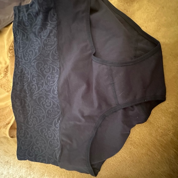 7 tummy control 2XL panties - Picture 10 of 11